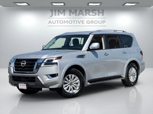 Used 2024 Nissan Armada SV image 2