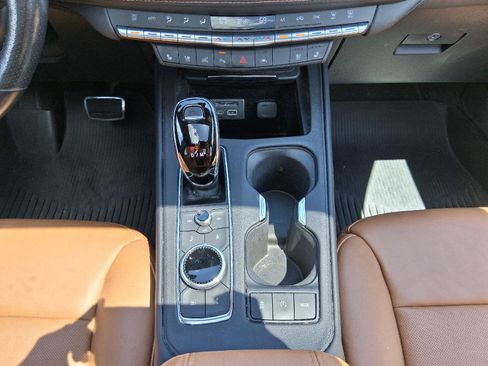 Used 2020 Cadillac XT4 Sport AWD/4WD image 25