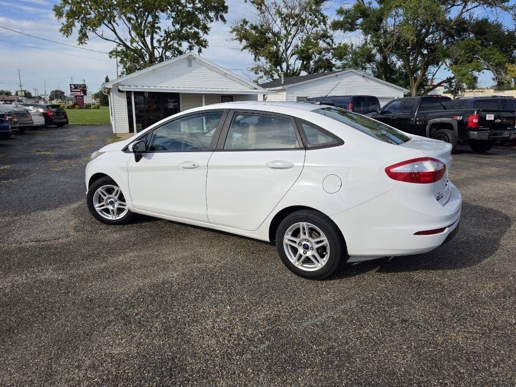 Used 2017 Ford Fiesta SE FWD image 9