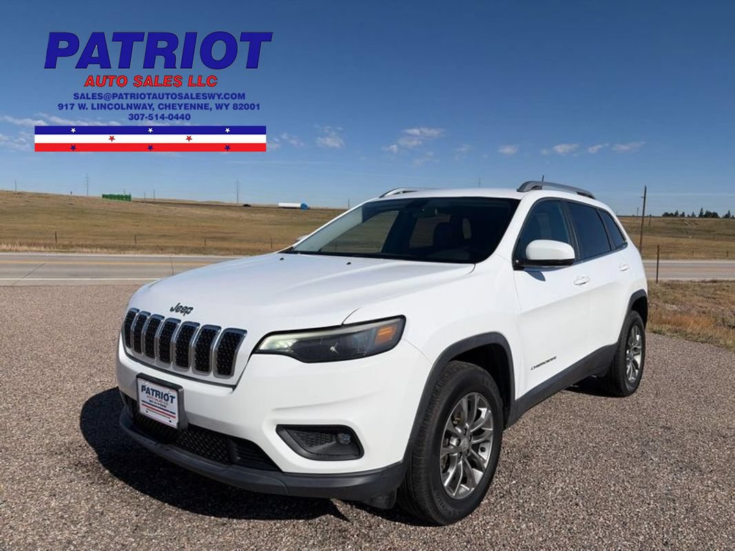 Used 2019 Jeep Cherokee Latitude Plus AWD/4WD image 1