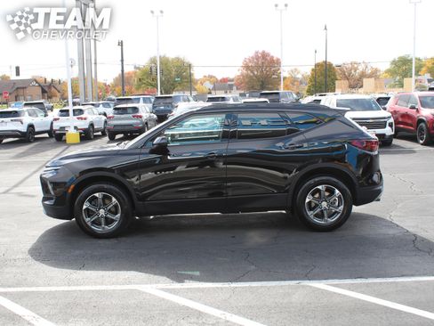 Certified 2023 Chevrolet Blazer LT w/ Convenience Package image 7