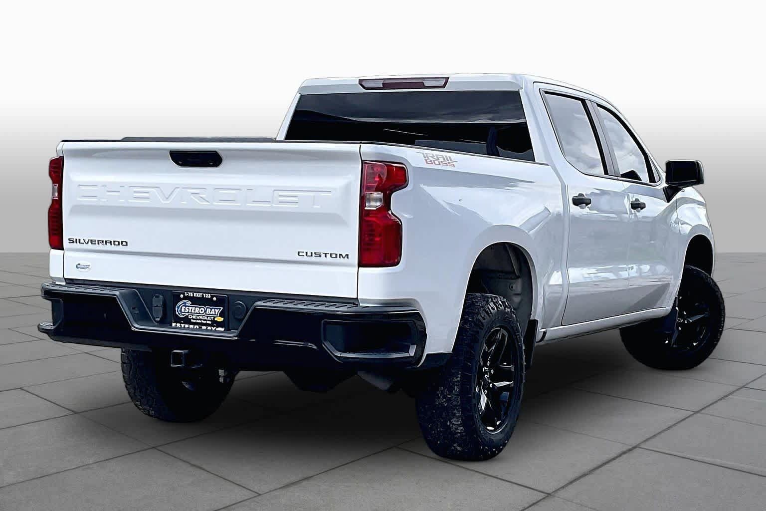 Used 2022 Chevrolet Silverado 1500 Custom Trail Boss AWD/4WD image 13