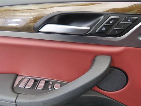 Used 2023 BMW X3 xDrive30i w/ Convenience Package w/ZPA image 24