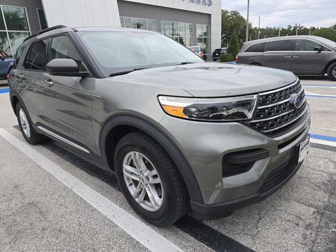 Used 2020 Ford Explorer XLT w/ Class III Trailer Tow Package image 2