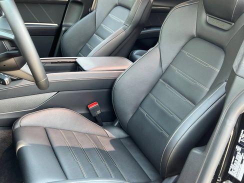 New 2026 Porsche Cayenne Turbo AWD/4WD image 5