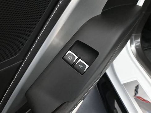 Used 2018 Chevrolet Corvette Z06 RWD image 21