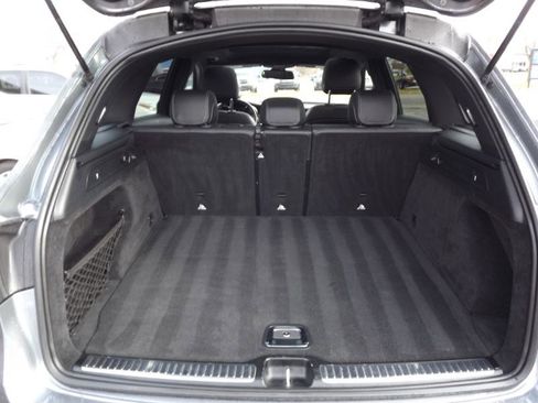 Used 2019 Mercedes-Benz GLC 300 4MATIC image 29