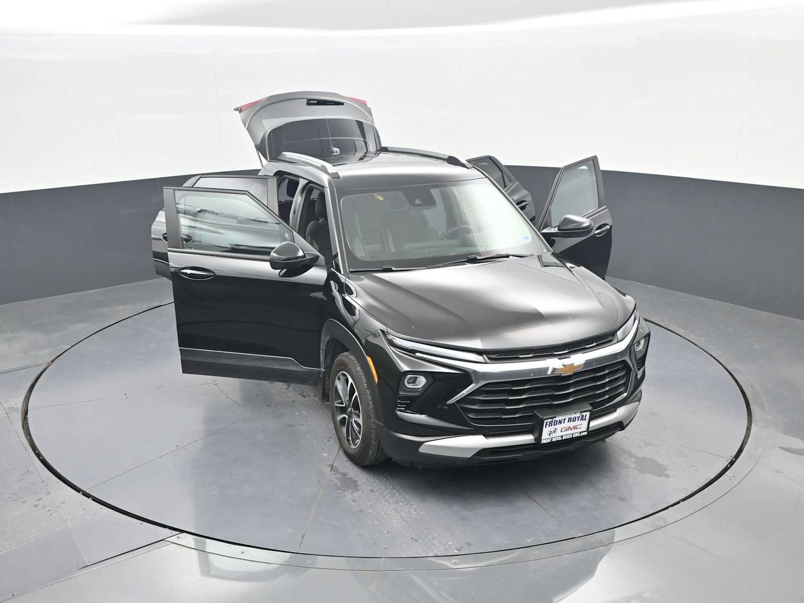 Used 2026 Chevrolet TrailBlazer LT w/ LT Cold Weather Package FWD image 45