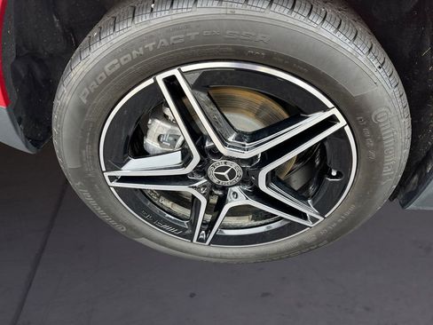 Certified 2025 Mercedes-Benz GLA 250 4MATIC image 12