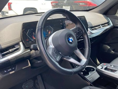 Used 2025 BMW X1 xDrive28i AWD/4WD image 9