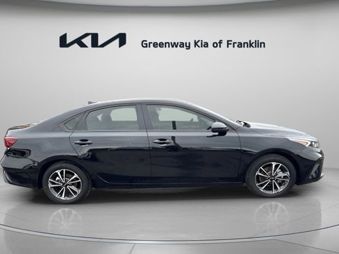 Used 2024 Kia Forte LXS image 8