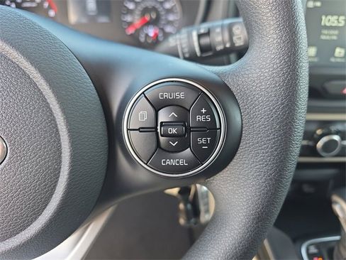 Used 2021 Kia Soul LX image 29