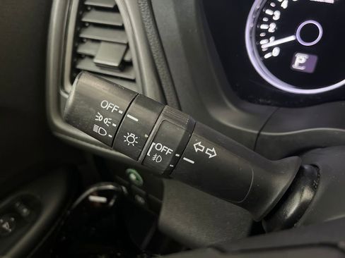 Used 2019 Honda HR-V Sport image 60