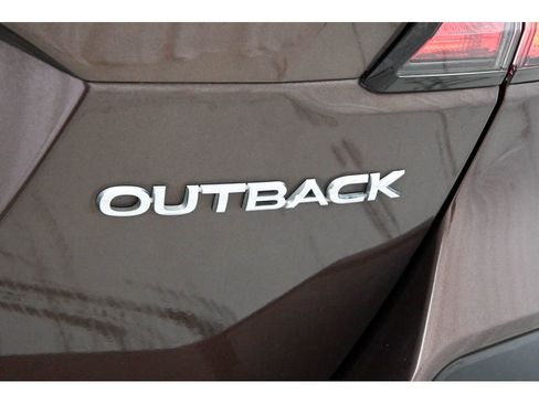 Used 2020 Subaru Outback Limited image 55