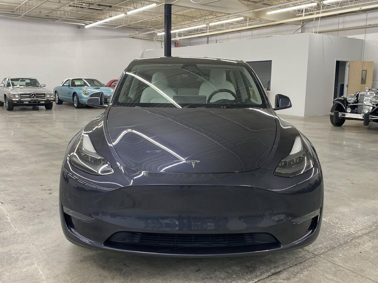Used 2024 Tesla Model Y Performance AWD/4WD image 3