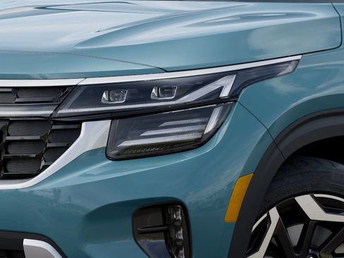 New 2026 Kia Seltos SX w/ SX Sunroof Package image 10