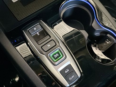 Used 2019 Honda Pilot Elite image 24