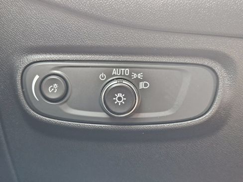 Used 2024 Chevrolet Equinox LS AWD/4WD image 21