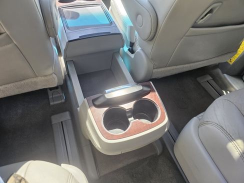 Used 2013 Toyota Sienna XLE AWD/4WD image 32