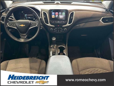 Used 2018 Chevrolet Equinox LT w/ Sun & Infotainment Package image 15