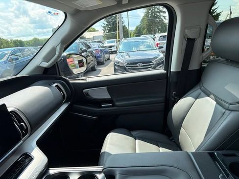 Used 2026 Ford Expedition Max Active AWD/4WD image 27
