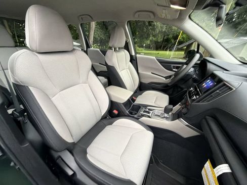Certified 2023 Subaru Forester AWD/4WD image 24