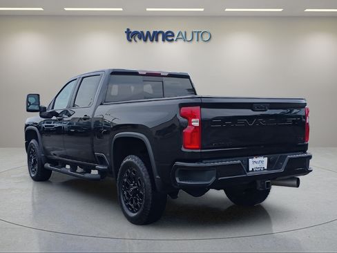 Used 2022 Chevrolet Silverado 2500 LTZ w/ LTZ Plus Package AWD/4WD image 4