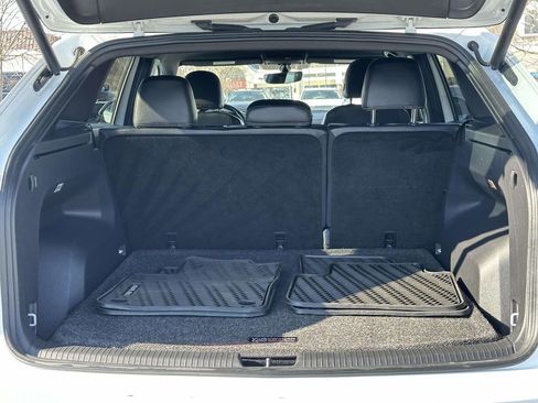 Certified 2021 Volkswagen Atlas Cross Sport SE w/ Panoramic Sunroof Package image 14