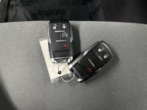 Used 2022 RAM 2500 Big Horn image 38