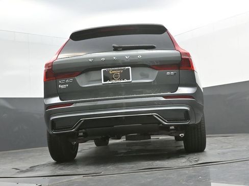 New 2026 Volvo XC60 B5 Plus w/ Climate Package AWD/4WD image 33