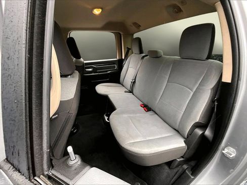 Used 2019 RAM 2500 Big Horn image 21