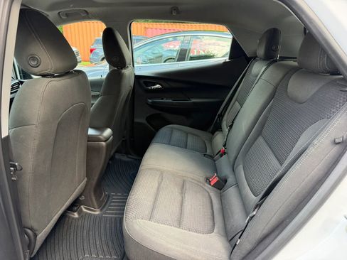 Used 2023 Chevrolet Bolt LT w/ Driver Confidence Package FWD image 18