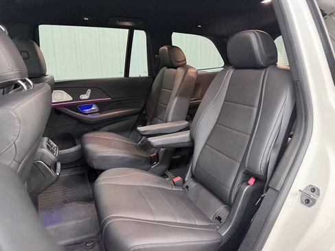 Used 2022 Mercedes-Benz GLS 450 4MATIC image 42
