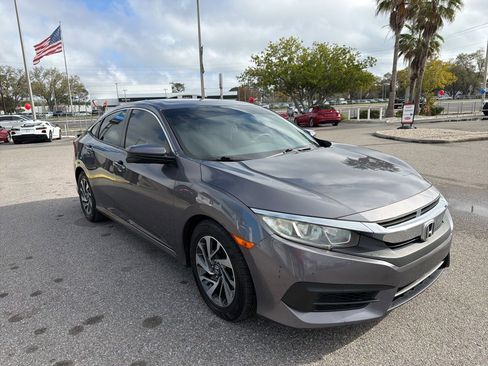 Used 2018 Honda Civic EX image 1