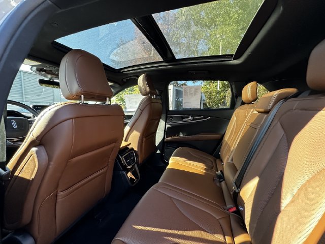 Certified 2023 Lincoln Nautilus Reserve w/ Equipment Group 201A AWD/4WD image 18