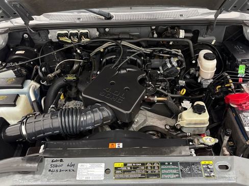 Used 2011 Ford Ranger XLT image 8