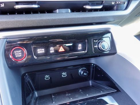 New 2026 Audi SQ5 Premium Plus AWD/4WD image 17