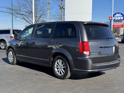 Used 2020 Dodge Grand Caravan SE image 15