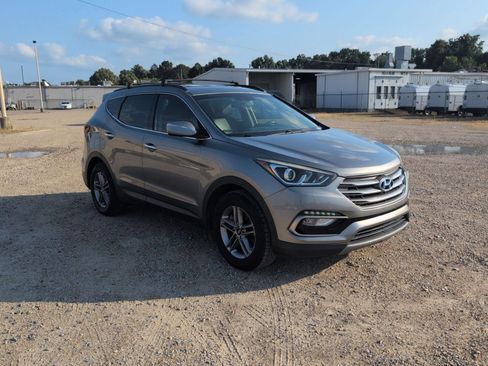 Used 2017 Hyundai Santa Fe Sport FWD image 8