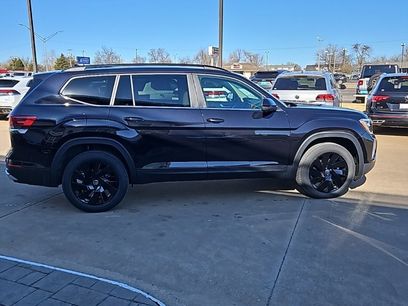 New 2026 Volkswagen Atlas SE