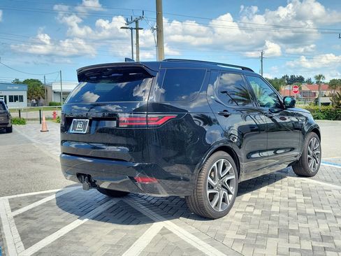New 2025 Land Rover Discovery Dynamic SE AWD/4WD image 5