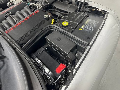 Used 2001 Chevrolet Corvette Convertible w/ Preferred Equipment Group2 RWD image 47