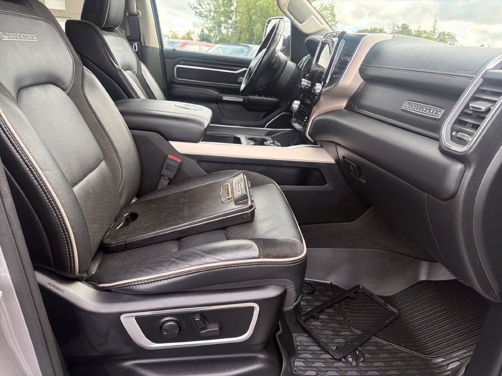 Used 2022 RAM 1500 Laramie AWD/4WD image 26
