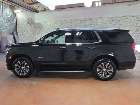 Used 2023 Chevrolet Tahoe LT w/ Luxury Package RWD image 4
