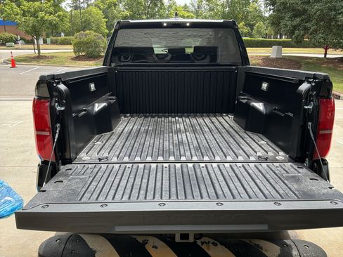 Used 2026 Toyota Tacoma SR5 AWD/4WD image 31