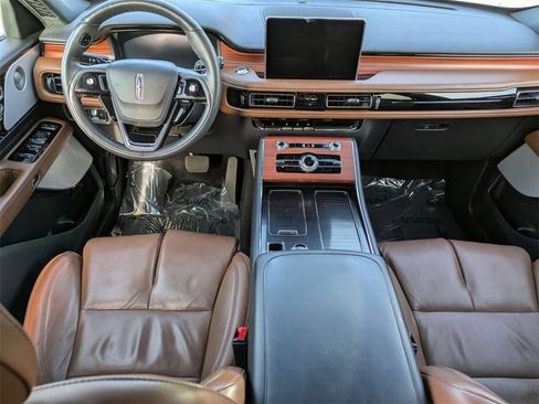 Certified 2024 Lincoln Aviator Reserve w/ Equipment Group 201A image 27
