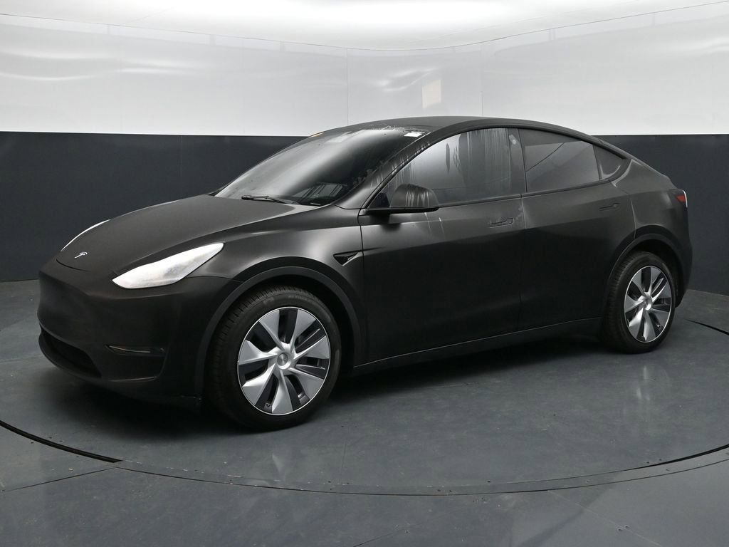 Used 2023 Tesla Model Y Long Range AWD/4WD image 1