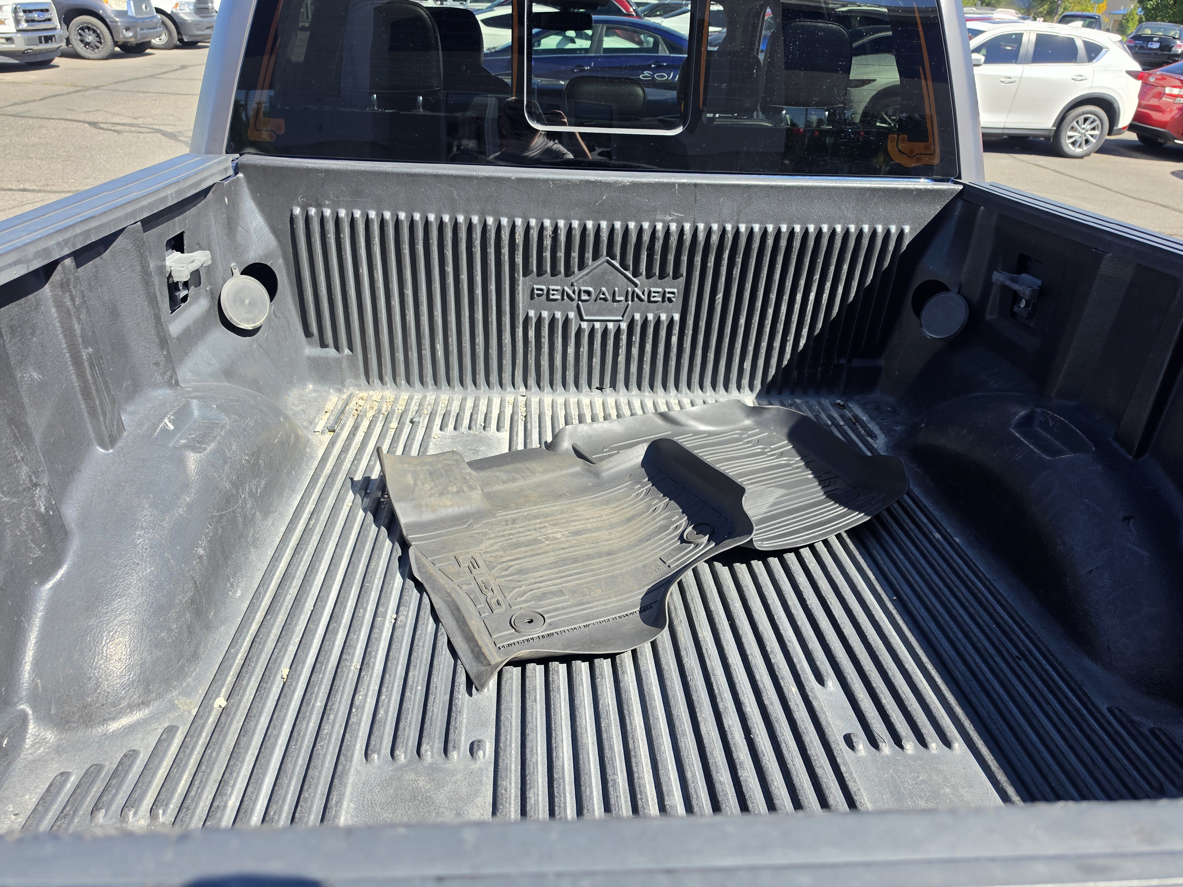 Used 2019 Ford F150 Lariat w/ Equipment Group 502A Luxury AWD/4WD image 20