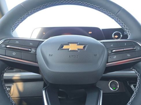 New 2026 Chevrolet Traverse LT w/ Driver Confidence Package FWD image 25