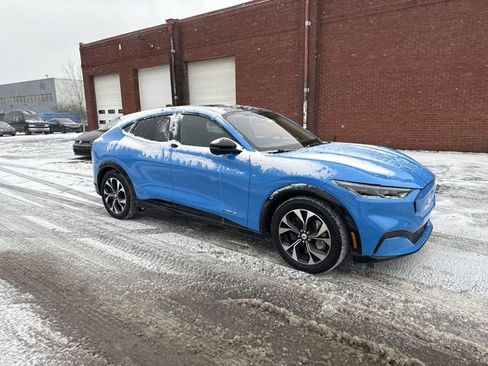 Used 2023 Ford Mustang Mach-E Premium image 11